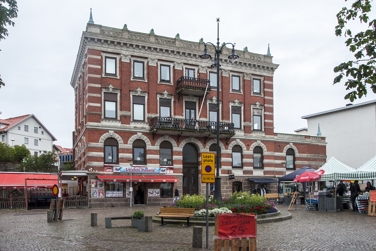 Kungsgatan 43, Lysekil (Photo License: CC-BY-SA-3.0 )